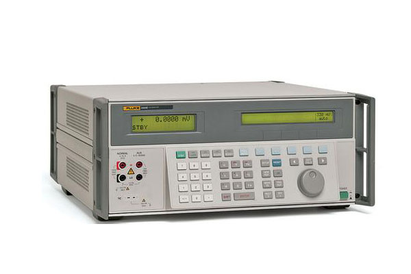 Fluke 5500A 多功能校準儀
